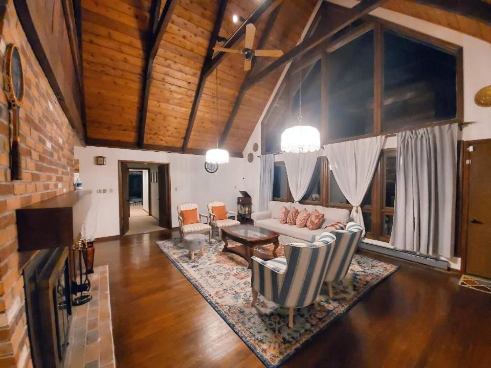 Walk To Pool & Beach - Spacious Gateway, Hot Tub, Game Room Pocono Country Place Extérieur photo
