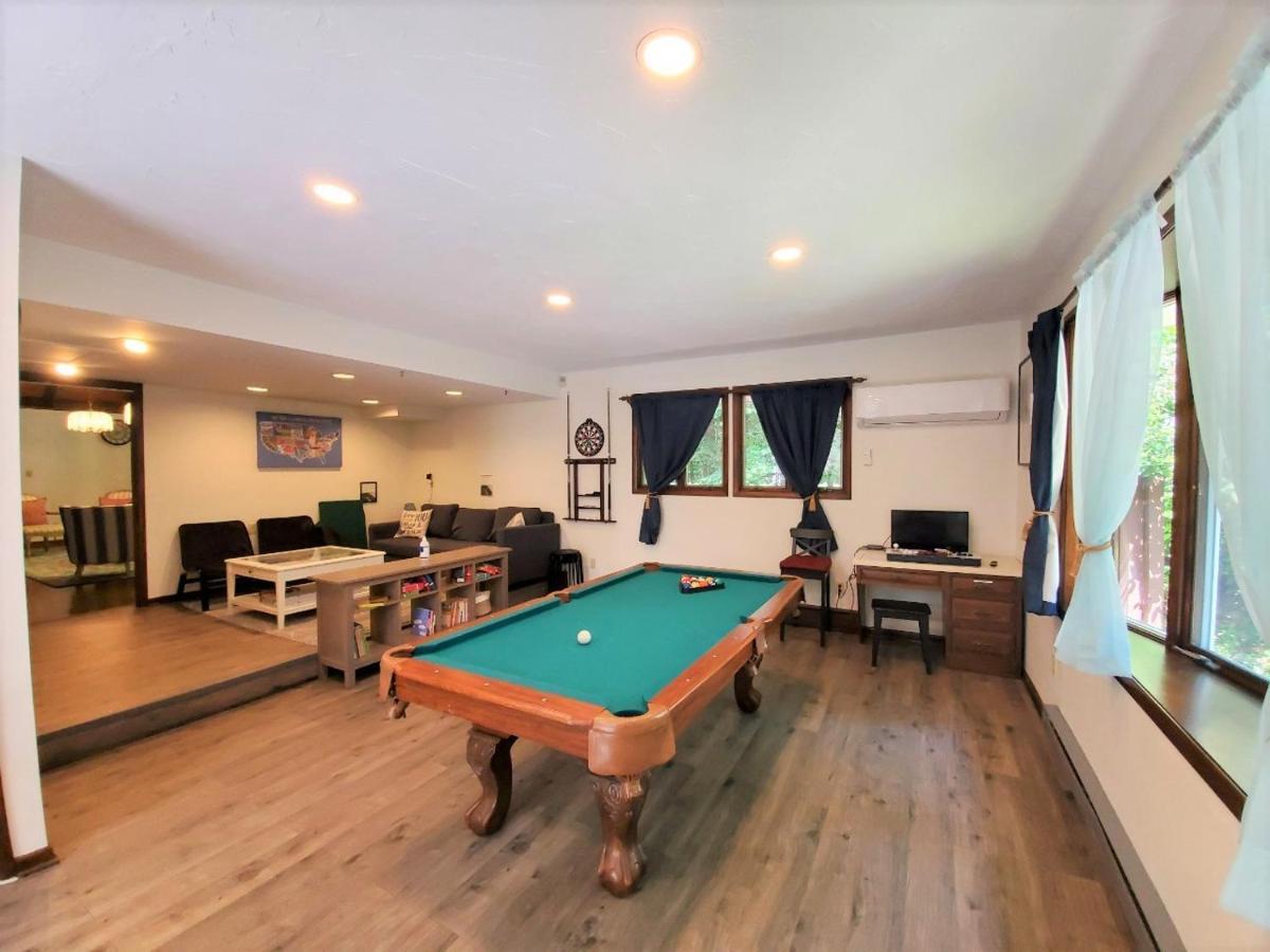 Walk To Pool & Beach - Spacious Gateway, Hot Tub, Game Room Pocono Country Place Extérieur photo