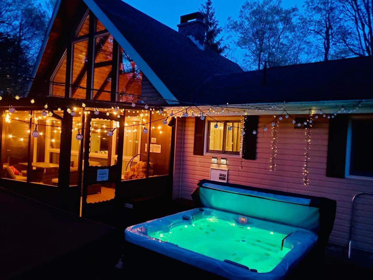 Walk To Pool & Beach - Spacious Gateway, Hot Tub, Game Room Pocono Country Place Extérieur photo