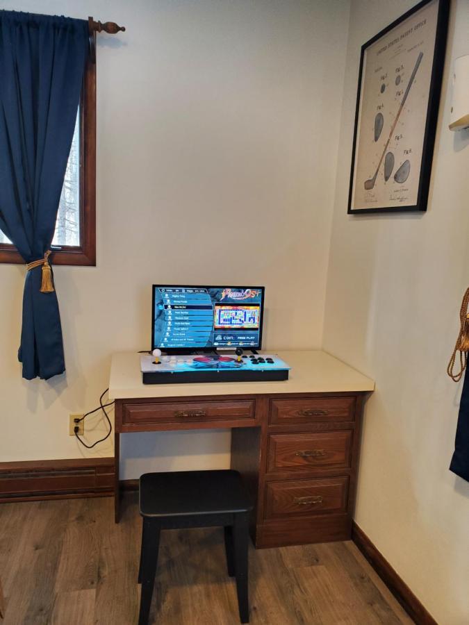 Walk To Pool & Beach - Spacious Gateway, Hot Tub, Game Room Pocono Country Place Extérieur photo
